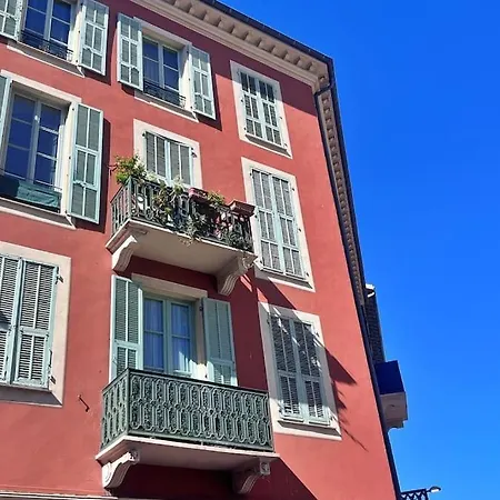 Le Quai * Niza